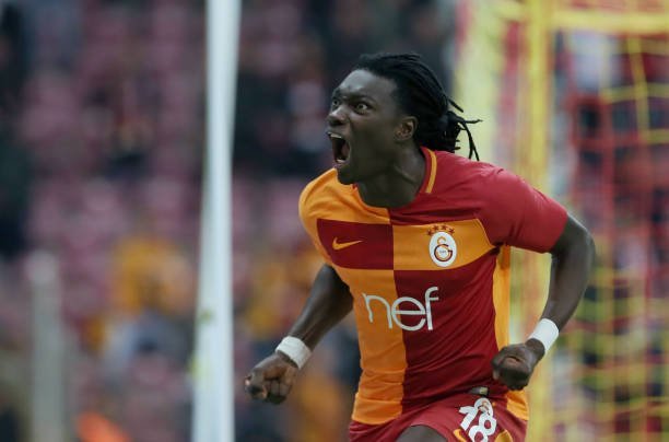 'Bafetimbi Gomis, Milan Baros'a böyle selam çaktı, yıllar sonra...