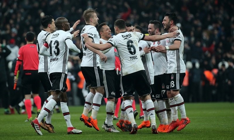 'Beşiktaş'ın Fenerbahçe derbisi kadrosunda sürpriz karar