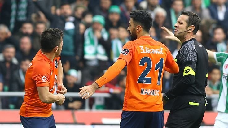 Emre Belözoğlu kaç maç ceza alacak?