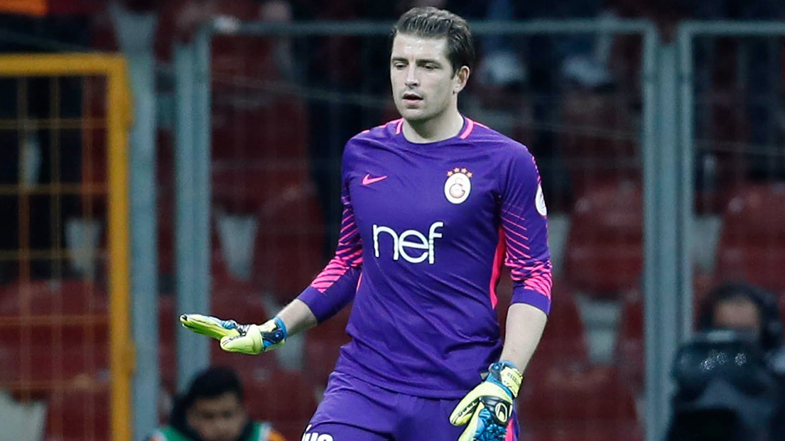 'Fatih Terim'den Cedric Carrosso kararı