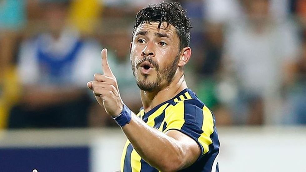 'Fenerbahçeli Giuliano'dan Beşiktaş'a olay gönderme