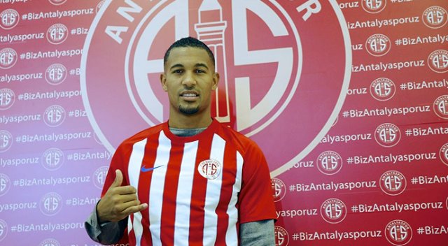 FERNANDO SAKAT, NDİAYE SATILMIŞKEN...