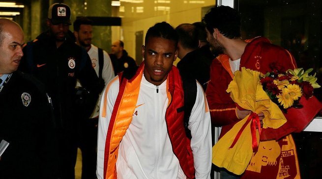 <h2>Galatasaray kafilesi Manisa’da</h2>