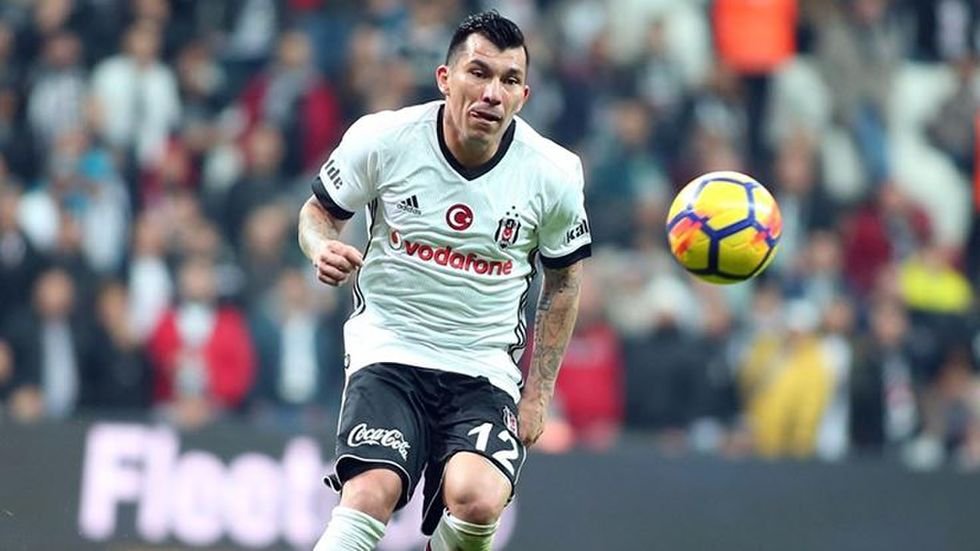 'Gary Medel, Şenol Güneş ile görüştü! 