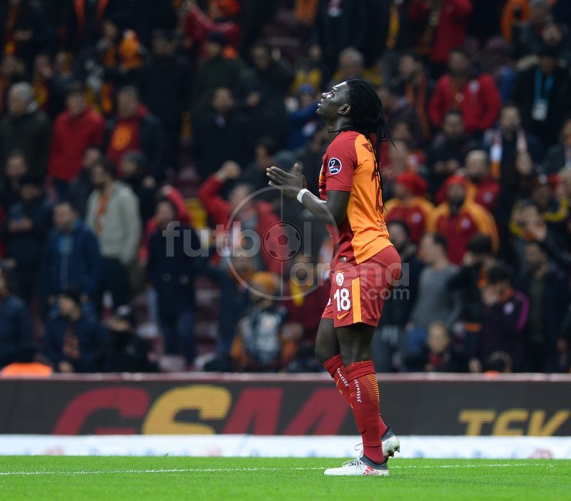 'Gomis'ten Fenerbahçe ve Beşiktaş taraftarına mesaj: