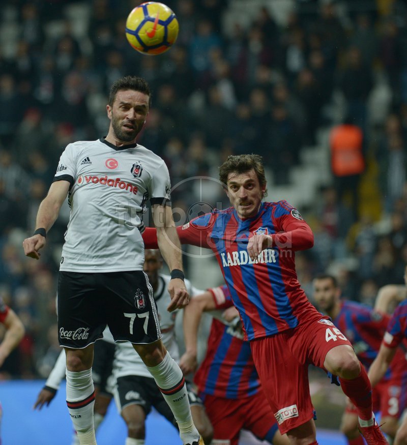 'Karabüksporlu Skulason, Beşiktaş'ı yere göğe sığdıramadı