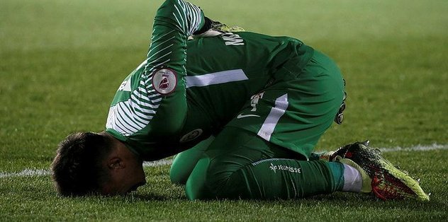 <h2>Muslera acı içinde oynadı</h2>