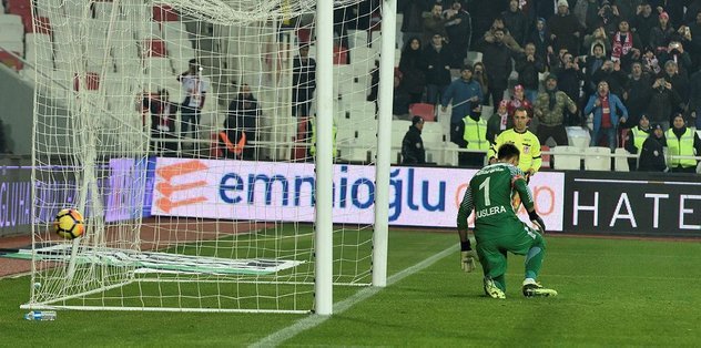 Penaltı kararı ortalığı karıştırdı
