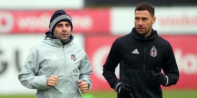 Tosic kendini yakmış!