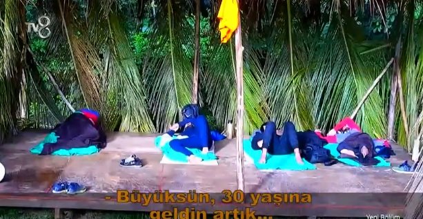 <h2>TUVALETİNİ NİYE ORAYA YAPIYORSUN?</h2>
