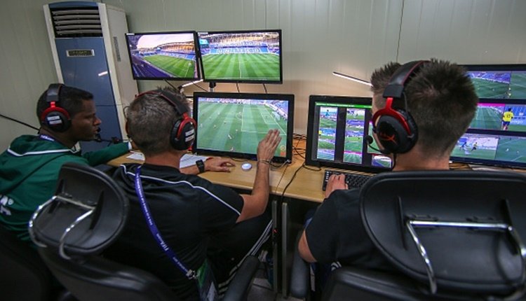 'UEFA'dan Video Hakem için flaş karar!