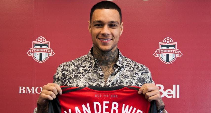 'Van der Wiel'den Fenerbahçe için şok sözler! 