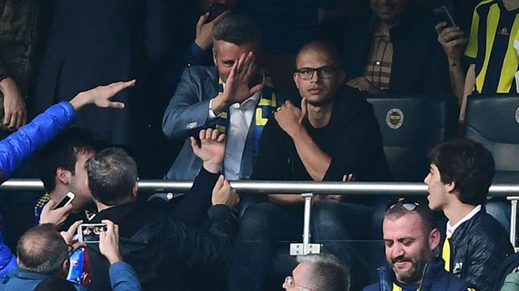 'Alex de Souza derbiyi neden Sadettin Saran'ın locasında izledi?