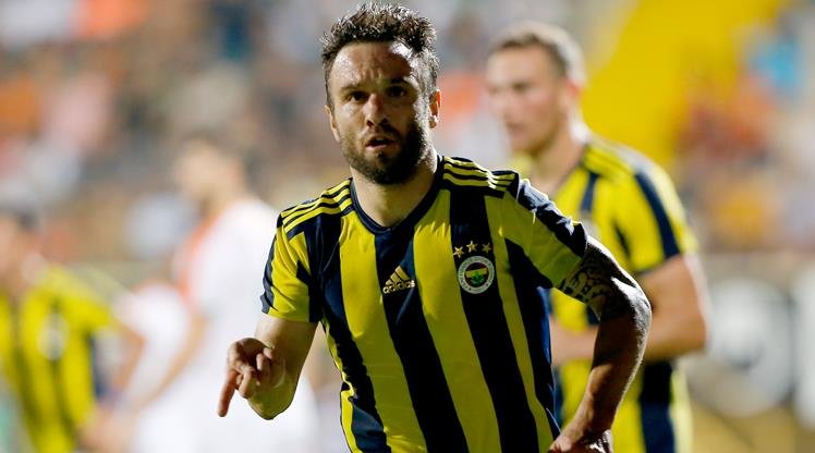 'Brezilya'dan sürpriz iddia! Valbuena, 2 Nisan'a kadar ayrılırsa...