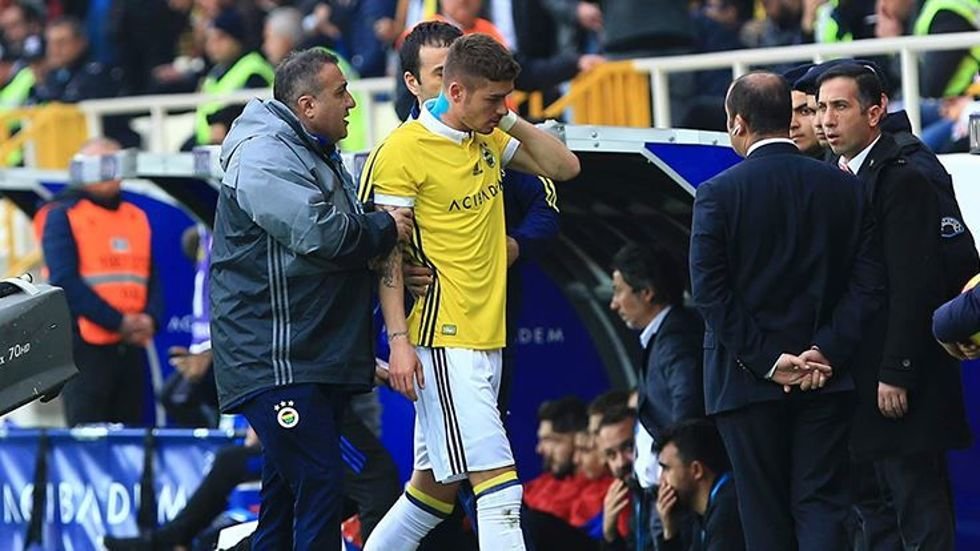 'Fenerbahçe'de Neustadter gelişmesi! Galatasaray derbisinde oynayacak mı?