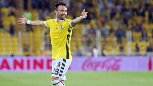 'Fenerbahçe'de şaşırtan detay! Valbuena...