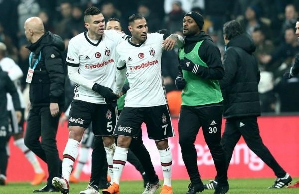 'Fenerbahçeli yöneticiden Quaresma için olay tweet