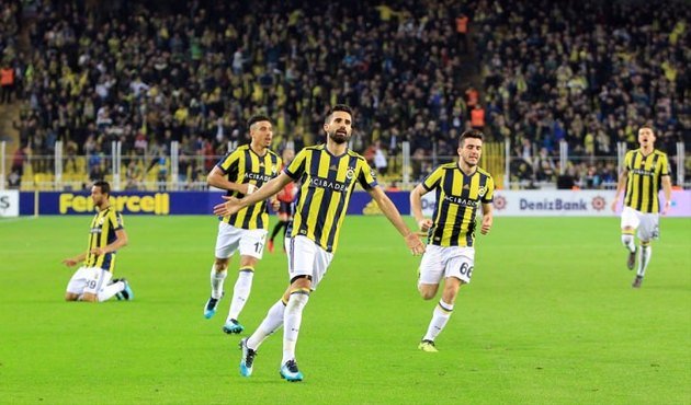 'Fenerbahçe'ye milli oyuncudan müjde! Geri dönüyor