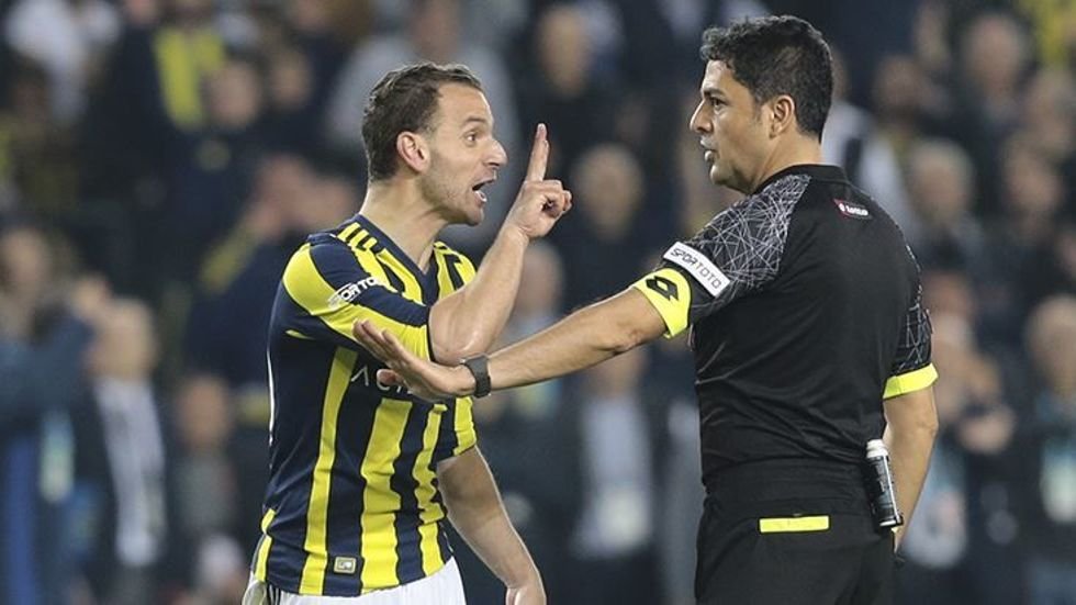 'Flaş! Ne yaptın Soldado? 6 maç men...