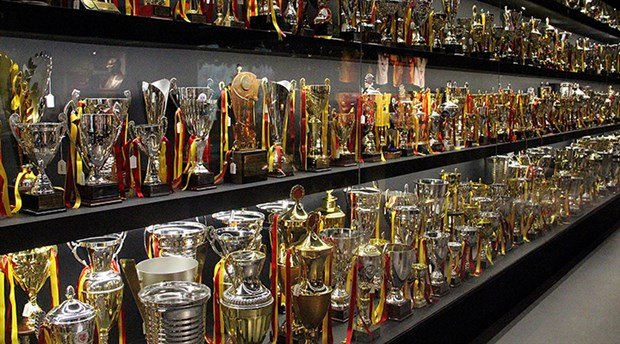 <h2>GALATASARAY MÜZESİ AÇILDI</h2>