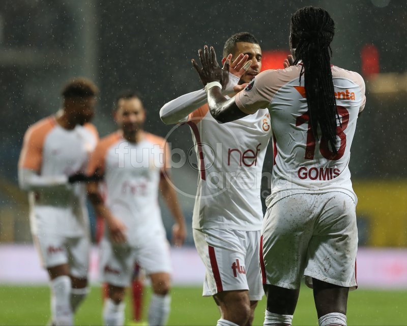 'Galatasaray tarihinde böylesi görülmedi! Karabükspor maçında rekor üstüne rekor