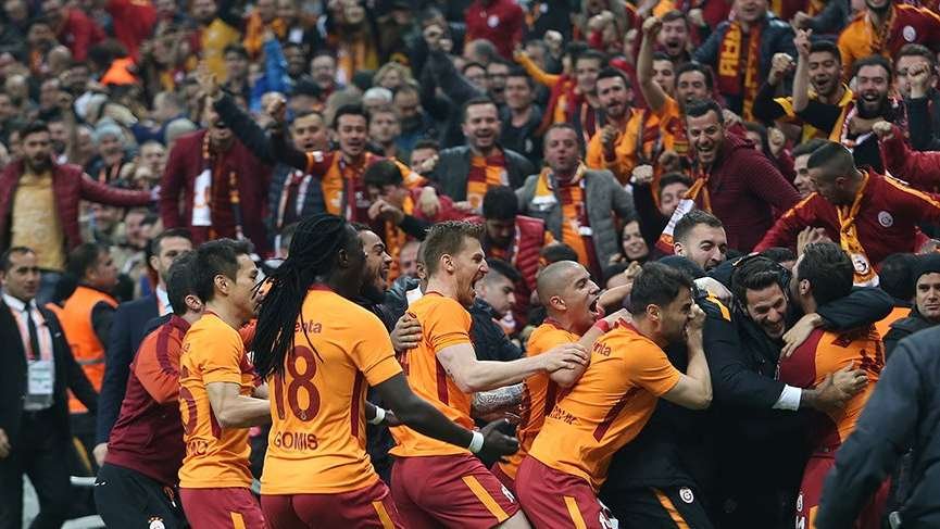 'Galatasaraylı taraftarlardan dev Fenerbahçe harekatı