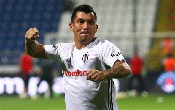 'Gary Medel sürprizi! Reklamlarda oynadı