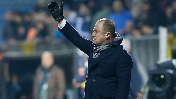 <h2>Hocalar derbisinde Terİm 5-3 önde</h2>