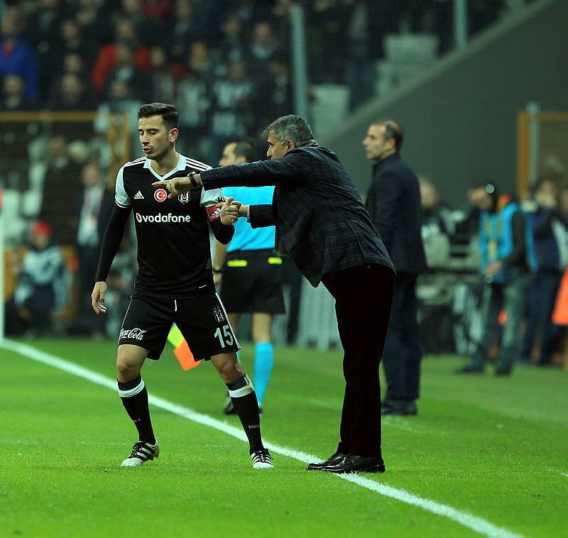 'Oğuzhan Özyakup'a İngiltere'den sürpriz teklif