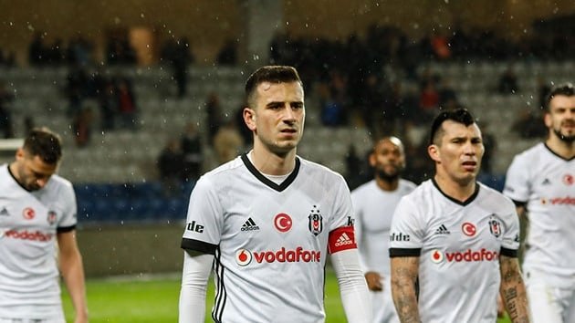 'Oğzuhan Özyakup'ta sözleşme iddiası! Sebebi bu mu?