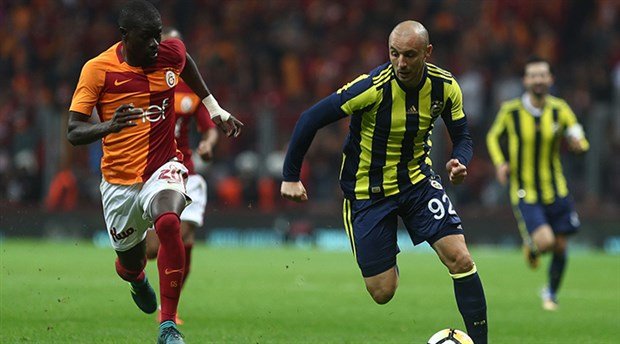 <h2>ÖMER ÜRÜNDÜL: F.BAHÇE BİR ADIM ÖNDE</h2>