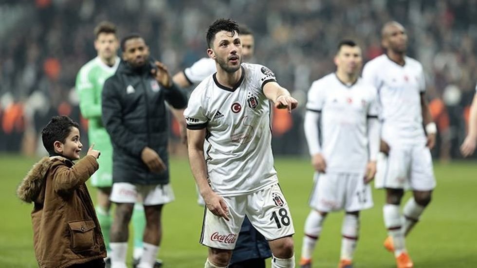 'Tolgay Arslan'dan Fenerbahçe ve Galatasaray'a dev gönderme
