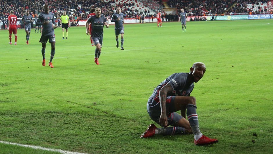 'UEFA'dan Talisca için sürpriz paylaşım