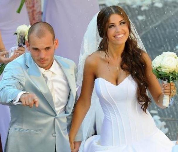 ' En güzel 15 futbolcu eşi seçildi! İşte o güzeller