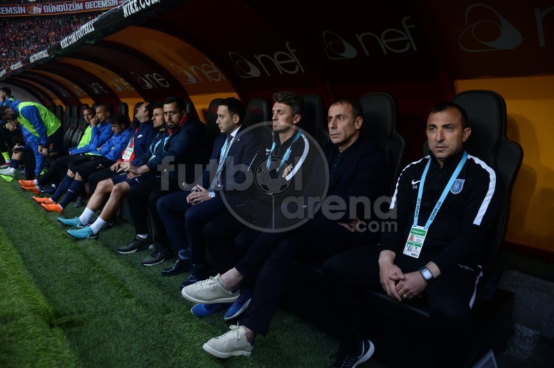 'Abdullah Avcı'dan Galatasaray'a gönderme