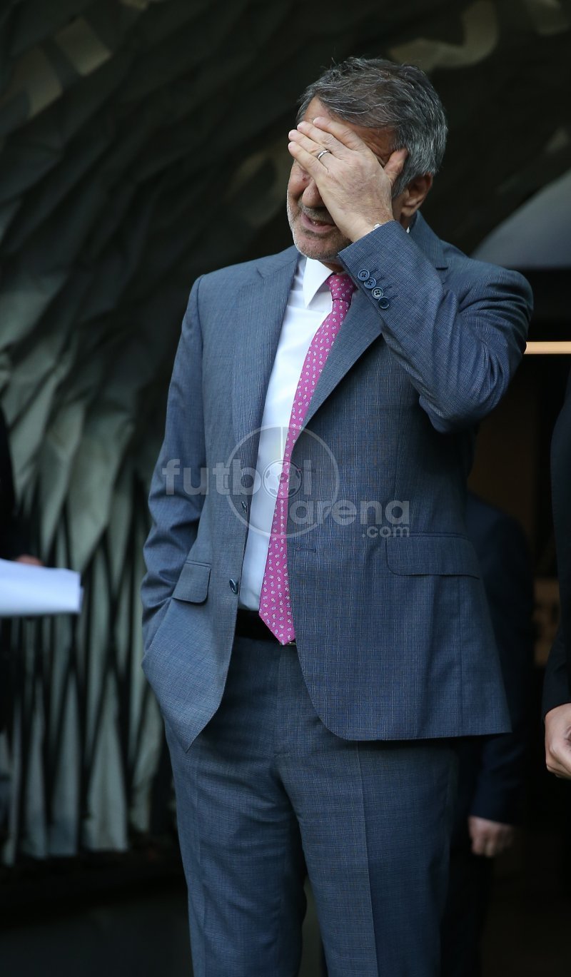 <h2>AYKUT KOCAMAN İYİ MİSİN DİYE GELİP SORMADI</h2>