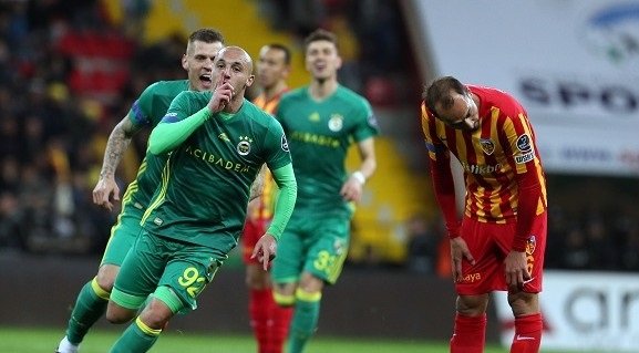 'Aykut Kocaman kararını verdi! Aatif'ın yerine oynatacağı isim