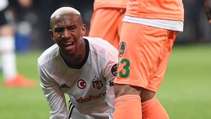 'Beşiktaş soyunma odasında ilginç diyalog! 