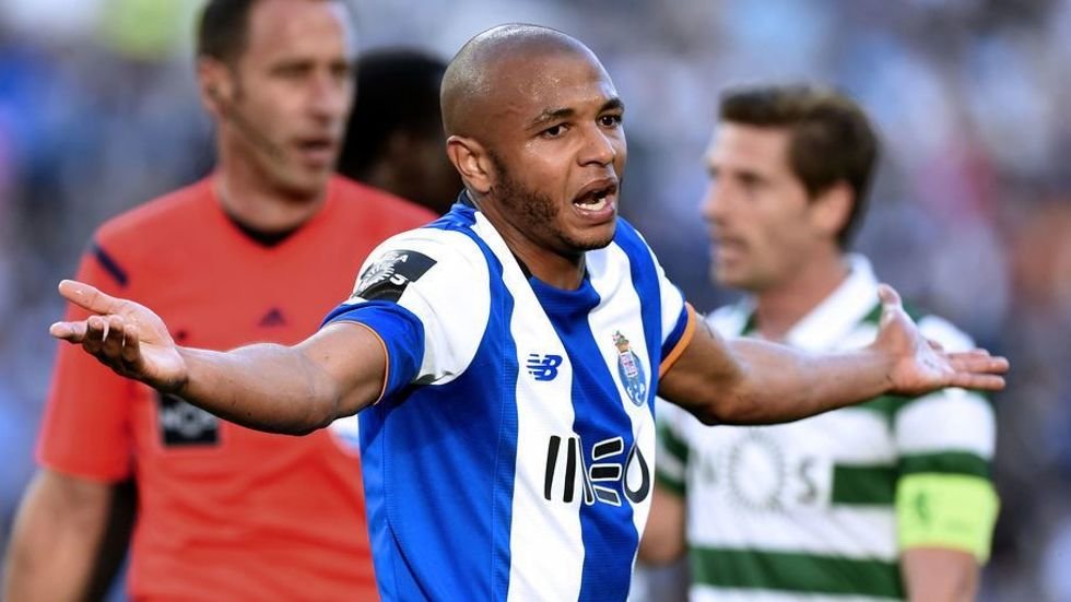 'Beşiktaş'a Brahimi transferi için şok talep