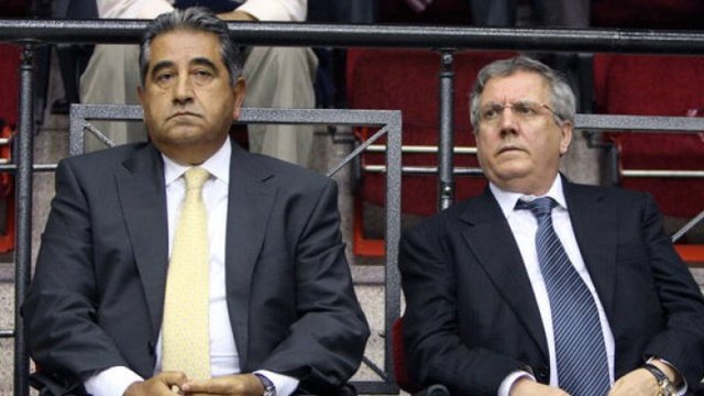 'Beşiktaşlı ismin cenazesinde Aziz Yıldırım - Mahmut Uslu gerginliği