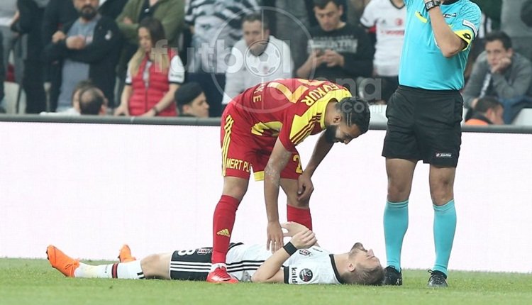 'Caner Erkin'in sakatlığı ciddi mi? Durumu belli oldu