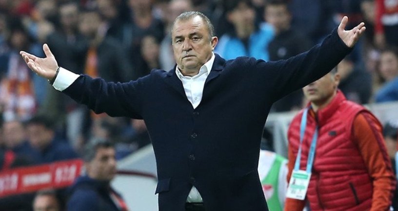 'Fatih Terim neşteri vurdu! Kadro dışı kalan futbolcu...