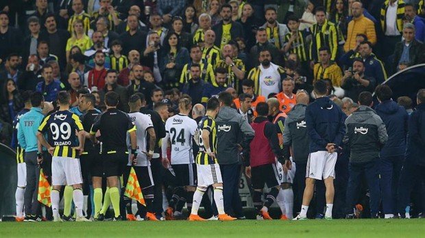<h2>Fenerbahçe - Beşiktaş olayları Avrupa basını haberleri</h2>