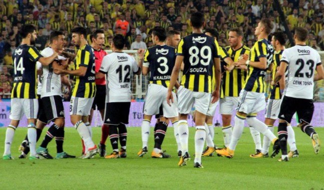 'Fenerbahçe'de Beşiktaş maçında takımı yönetecek 2 sürpriz futbolcu