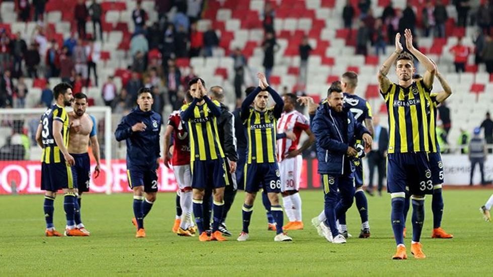 'Fenerbahçe'de fedakarlık yapan futbolcu! Sivas maçından önce...