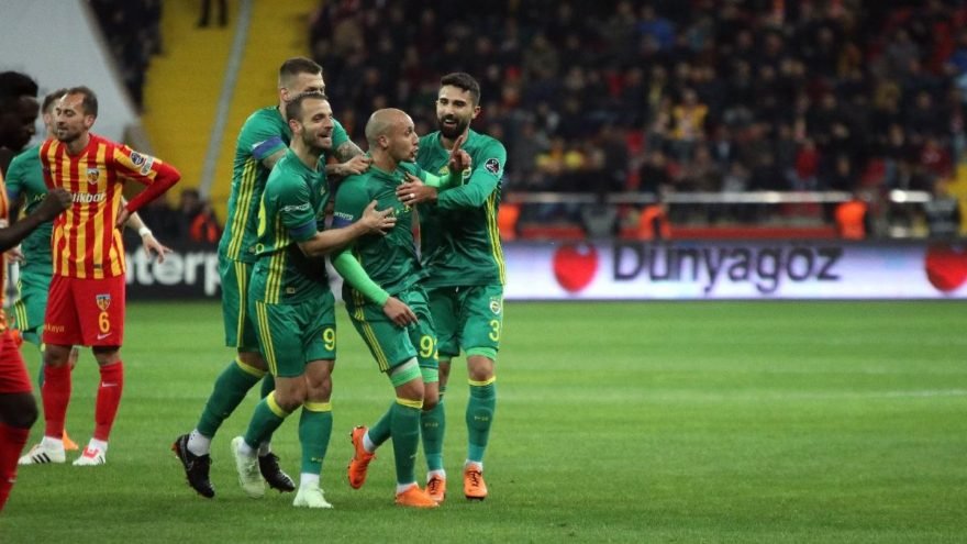 'Fenerbahçeli futbolcu: 