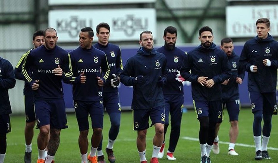 'Fenerbahçeli oyuncuda teknik heyeti sevindiren gelişme