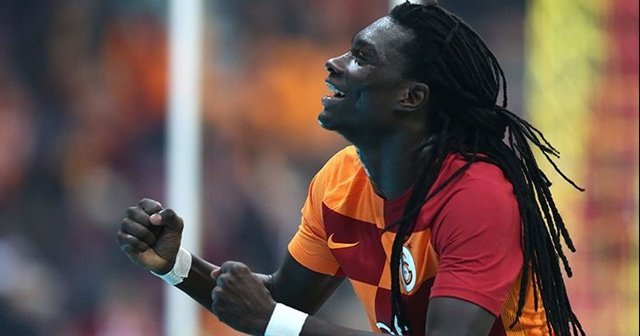 'Galatasaray'da Gomis kendi parasını ödedi