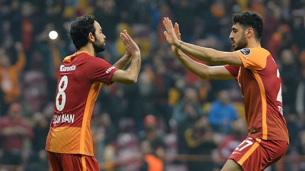 'Galatasaray'da orta sahada savaş! Kim oynayacak?