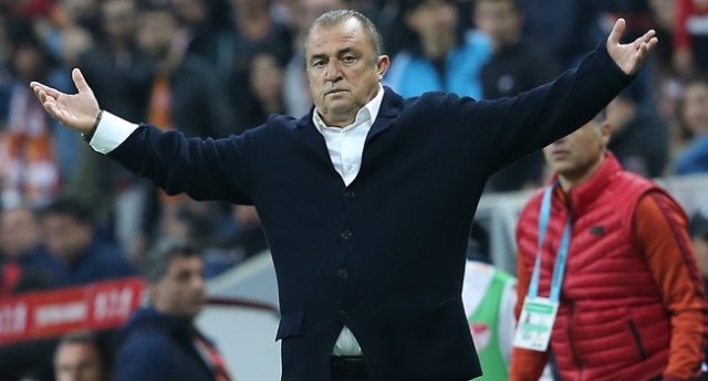 <h2>GALATASARAY’DA STOPER İKİLİSİ DEĞİŞTİ</h2>